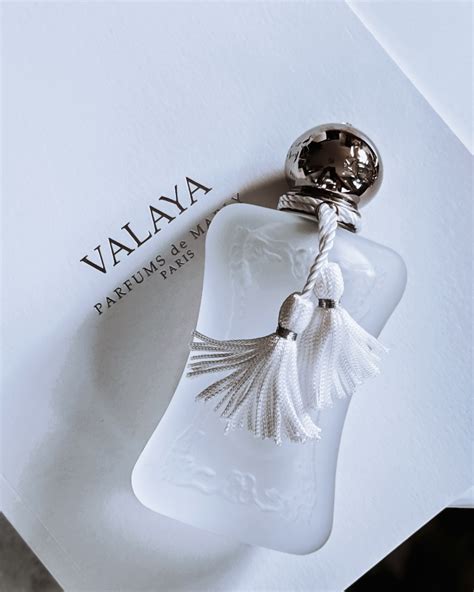 valaya perfume review